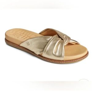 New Sperry Gold Cup Plush Wave Cross Strap Sandals